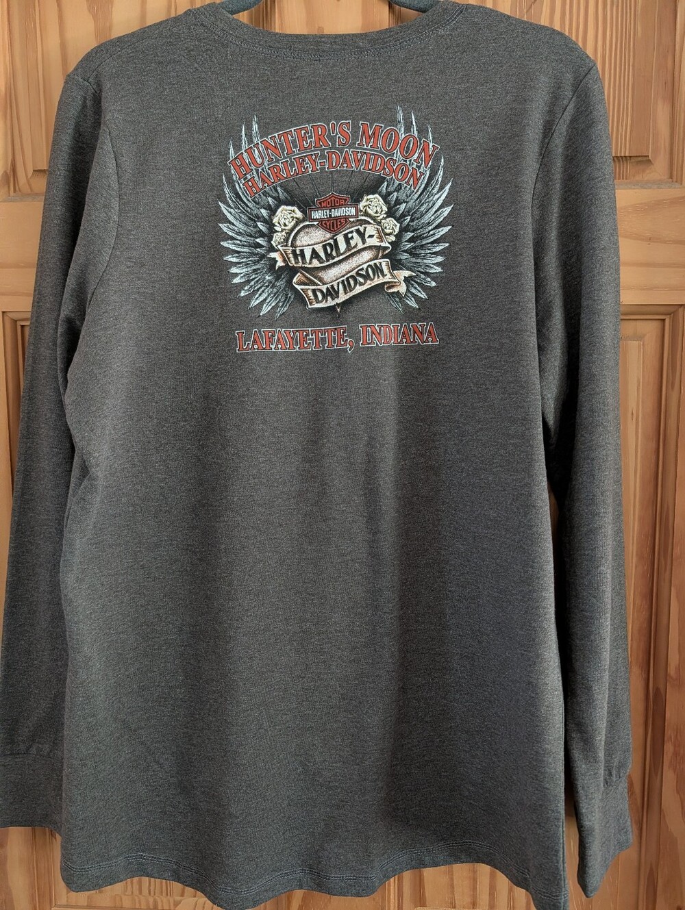 Harley-Davidson Women's Charcoal Gray V-Neck Long Sleeve Top Size XL NWT - Picture 3 of 3